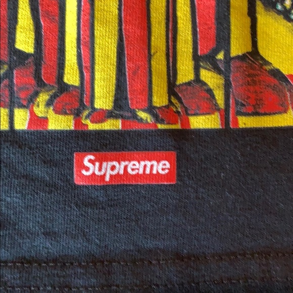 SUPREME SHIRT SIZE MEDIUM - Picture 2 of 3